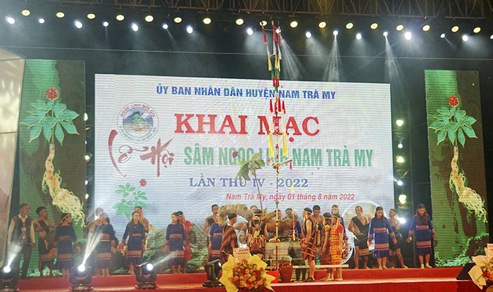 Trước đó, huyện Nam Trà My cũng đã 4 lần tổ chức Lễ hội sâm Ngọc Linh theo quy mô địa phương và thu hút hàng nghìn lượt du khách đến thăm quan, mua sâm - dược liệu - nông sản đặc trưng về sử dụng chăm sóc sức khỏe.  